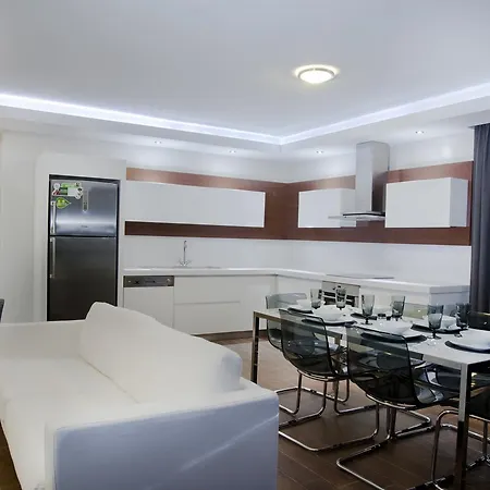 Pine Apartamento Kusadası